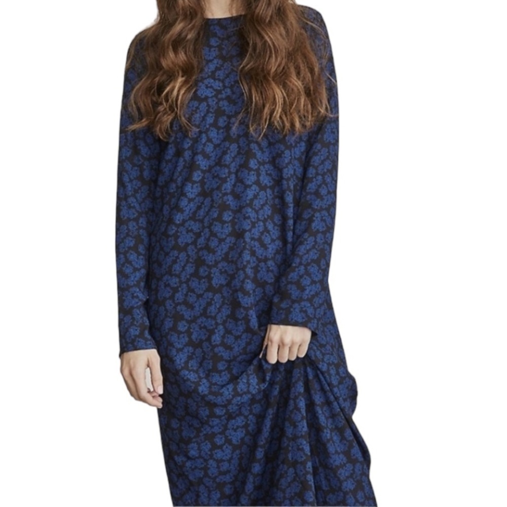 Elizabeth & James Blue Black Floral
Button Back long sleeve prairie Maxi Dress - Picture 9 of 11
